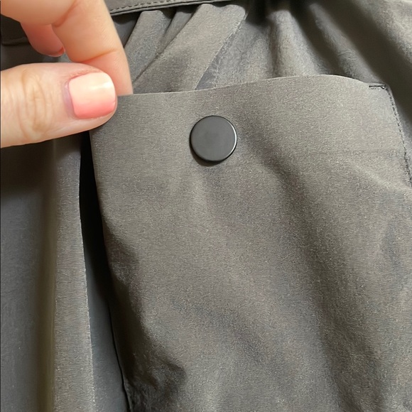 Athleta Hi-Line Olive Green Tie-Waist Skort 10 - Picture 8 of 8